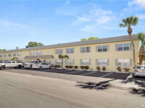 Waves 17, 1 Bedroom, Sleeps 4, Pool View, Heated Pool, Bbq, Wifi