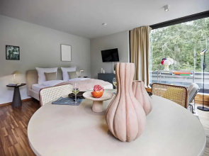 homie stay Architektenapartments im Grünen mit Blick auf die Würzburger Innenstadt