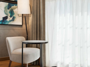 Mercure Dubai Gold District