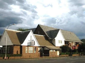 The Royal Hotel Country Inn