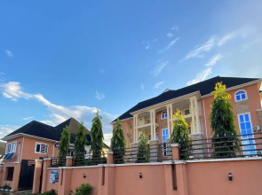 Amanda Apartment and Suites