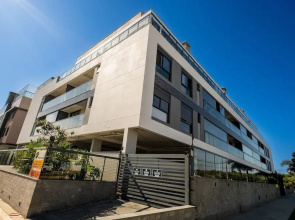 High Standard Studio on the Sand in Floripa Irb205