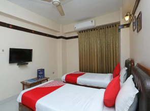 Hotel Amrit Regency
