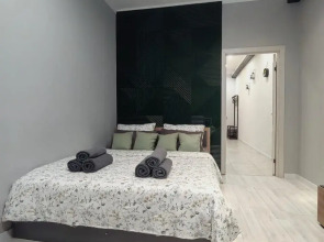 Апартаменты на Микрорайоне 1 Мая 4к1