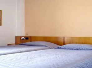 Omalos Hotel