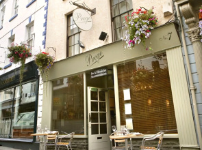 #7 Church Street