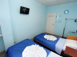 Krasny Kovrik na Pushkinskoy