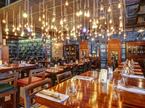 Отель Mercure Bangkok Sukhumvit 11