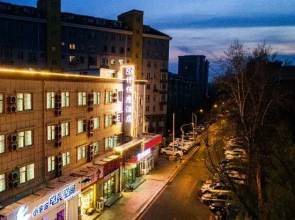 Qianbaidu Hotel (Changchun Jida South School Store)