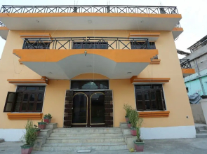 Oyo 27914 Hotel Lord Buddha