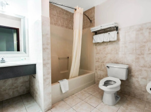 Quality Inn - Niagara Falls Blvd