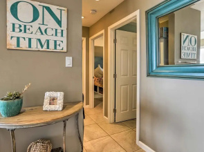 Ocean-view Kihei Condo w/ Pool Access!