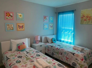 Cozy Property Located 4 7 Miles From Disney World and Near Attractions