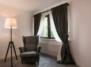 2 Bedroom Flat in Central Location Sleeps 4