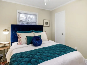 3 bedroom, Wyanoke Avenue