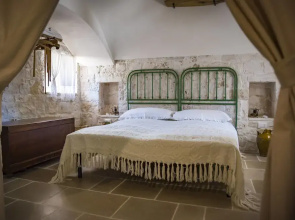 Paradise Trulli
