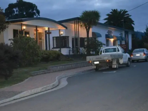 Smugglers Rest Apartments