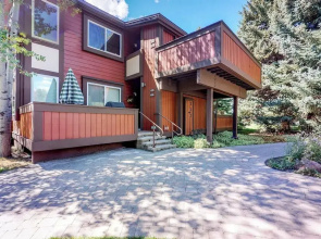 Atelier Allure - 2BD Mountain View + Free Resort Amenities