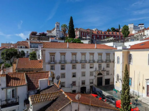 Alfama Stunning River and Historic City Views 2Bedrooms & 2Bathrooms AC Balcony 18th Century Building