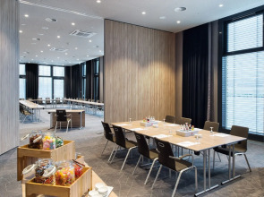 Holiday Inn Frankfurt Airport by IHG