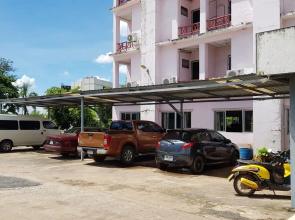 Rich Hotel