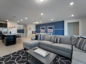 Discover Your Perfect Getaway 8BR Wonder
