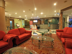 Grand Eska Hotel & Suite