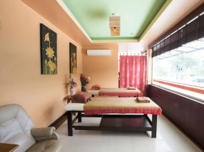 The Great Residence Suvarnabhumi Airport