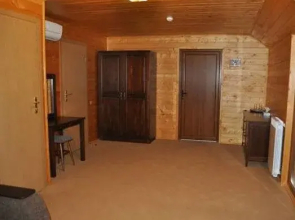 Sunny Mountain Hotel
