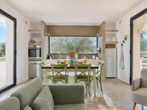 Villa Aura d'Olivo con piscina by Wonderful Italy