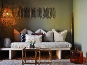 Chic Suite Figueiras w balcony in Taviras Historical Centre