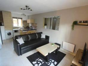 Charmante maison contemporaine idéalement située