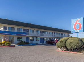 Motel 6 Deming
