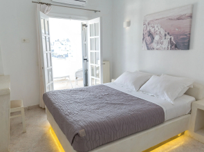 Acrothea Suites & Villas