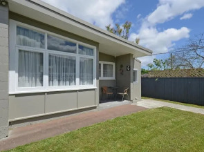 Trentham Motel