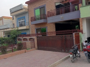 Sapphire Inn