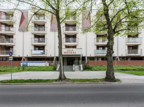 Villa Mistral Apartments by Renters