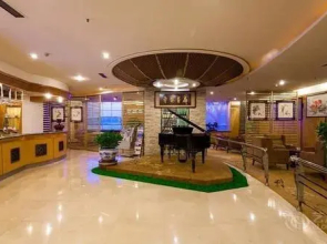 Changchun Celebrity Hotel