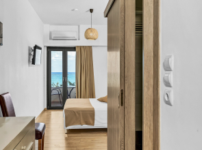 Sunset Beach Hotel