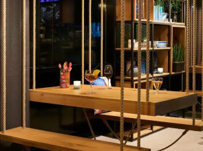 Moxy Amsterdam Schiphol Airport