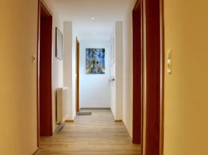 Ferienwohnung & Gästezimmer Schrichten