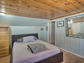 Inviting Seaside Heights Apt < 1 Mi to Beach!