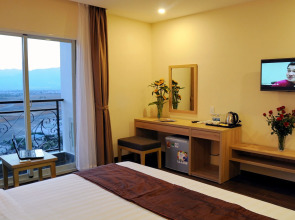 Begonia Nha Trang Hotel