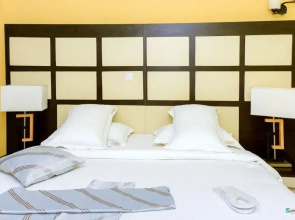Loumia Residency