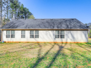 Fayetteville Vacation Rental ~ 24 Mi To Atlanta!