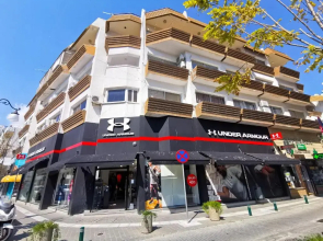 Daze Off Central Apartment