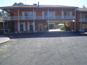 Coachmans Rest Motor Lodge