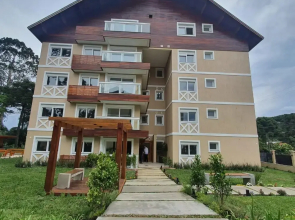 Novo Belissimo Apartamento com Lareira em Canela