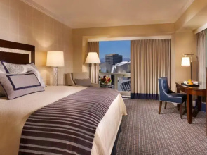 Omni Los Angeles Hotel at California Plaza