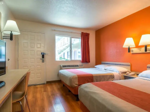 Motel 6 Los Angeles - Hacienda Heights